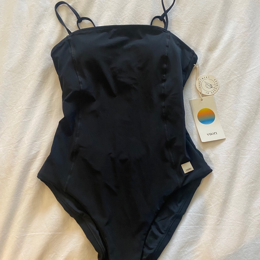 Vuori-Dune Bathing Suit-S-Black-NWT